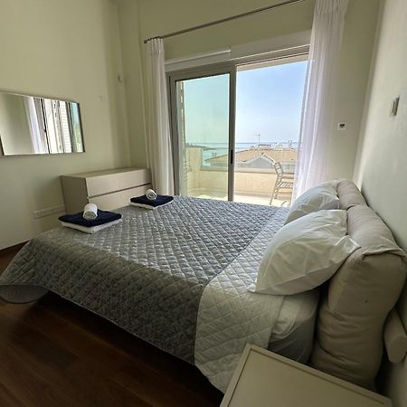 Paphos Coral Bay Beach Villa מראה חיצוני תמונה