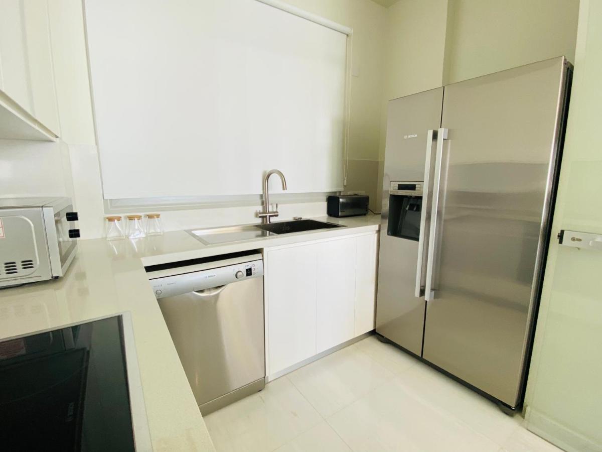 Paphos Coral Bay Beach Villa מראה חיצוני תמונה