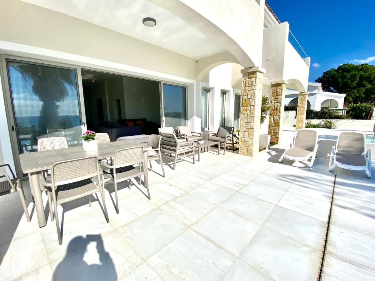 Paphos Coral Bay Beach Villa מראה חיצוני תמונה