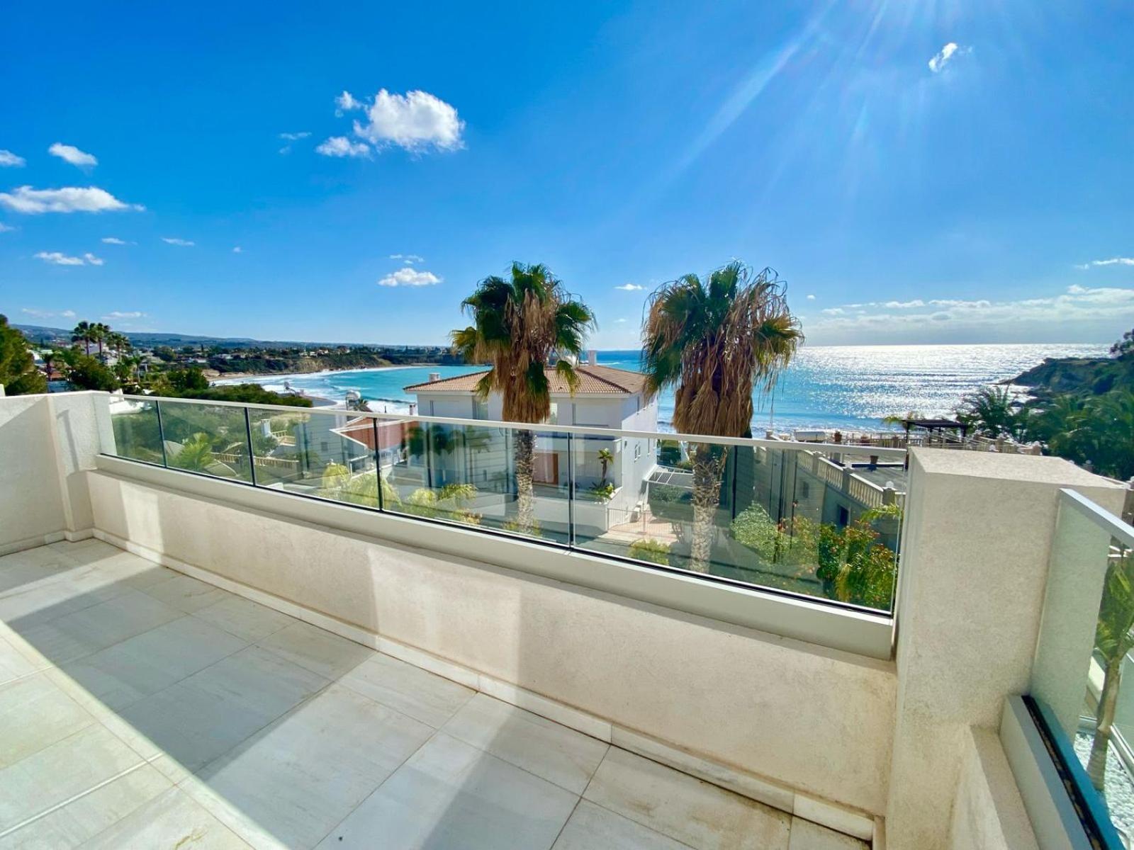 Paphos Coral Bay Beach Villa מראה חיצוני תמונה