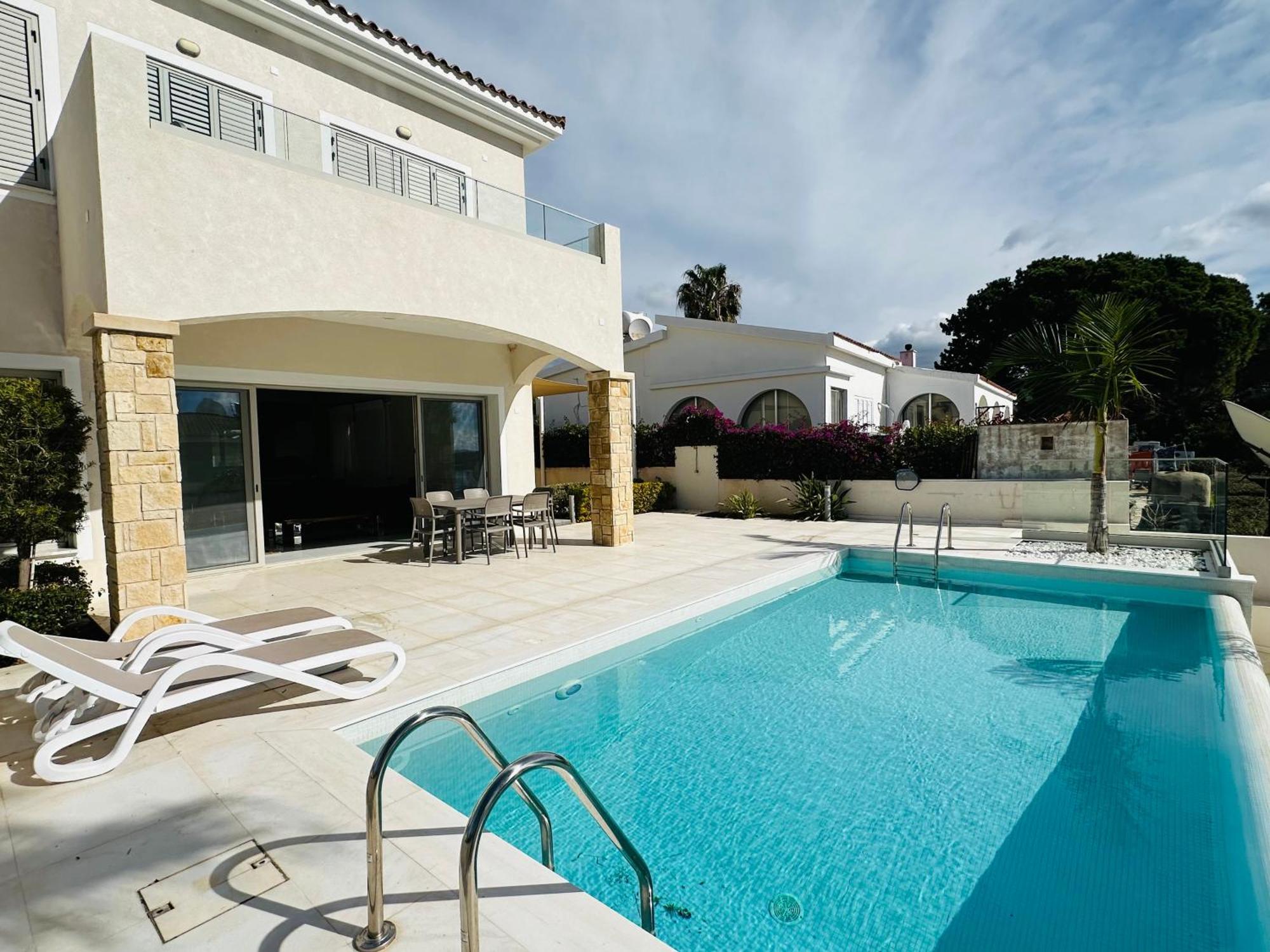 Paphos Coral Bay Beach Villa מראה חיצוני תמונה