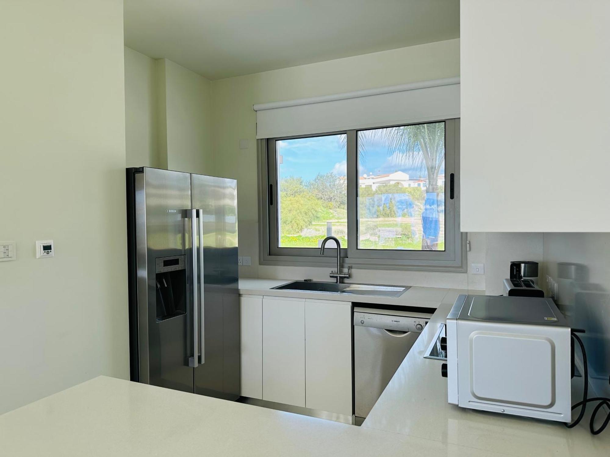 Paphos Coral Bay Beach Villa מראה חיצוני תמונה